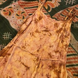 Neutral Tan/Mauve Tie-Dye Dress